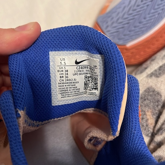 Nike Giannis Immorality Shoes - Picture 6 of 6